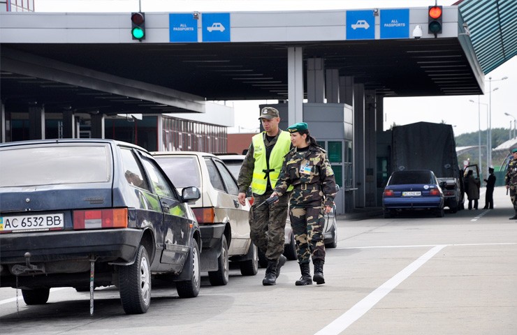 Перехід кордону України і Польщі на авто